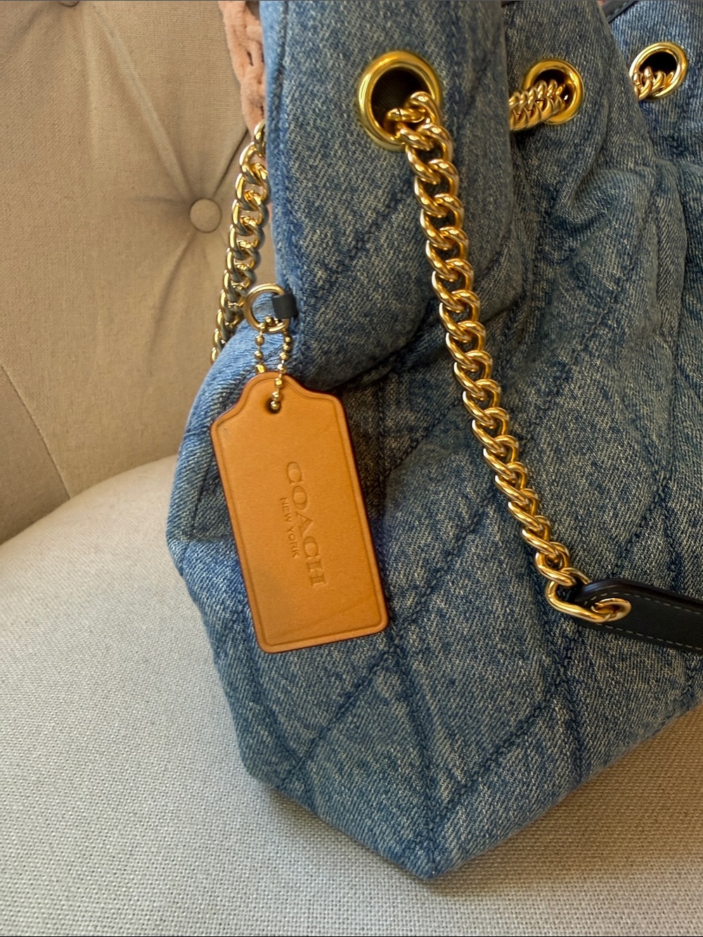 Coach Evelyn Shoulder Bag in Regenerative Cotton with Quilting - Picture 3 of 5
